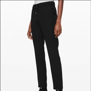 Lululemon on the fly pants